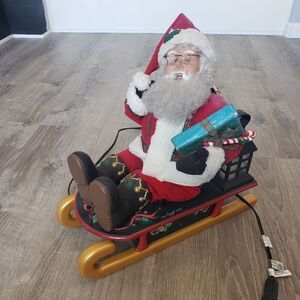 Vtg 1993 Holiday Creations Animated Musical Santa Christmas Sled Sleigh Works